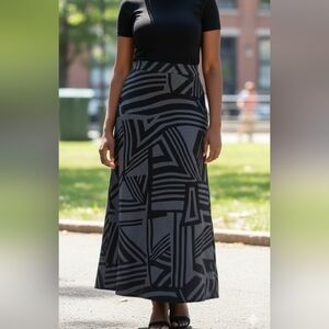 Stylish Black and Gray Geometric Women's Skirt